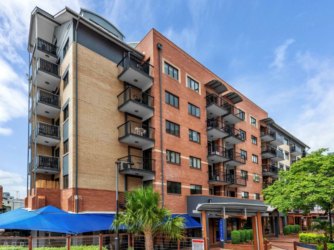 Central Brunswick Apartment Hotel บริสเบน ภายนอก รูปภาพ